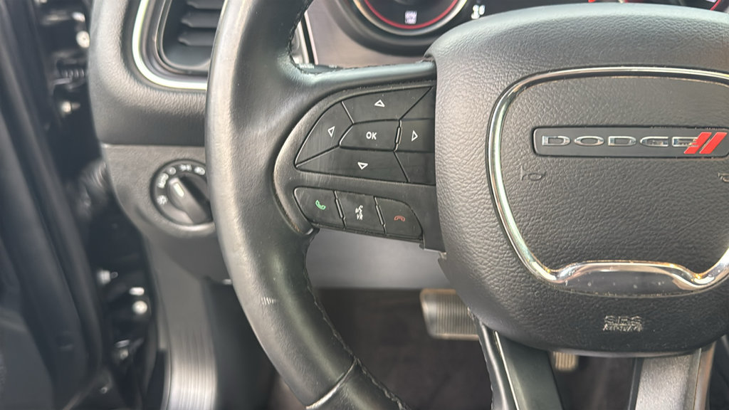 Used 2018 Dodge Challenger SXT RWD image 20