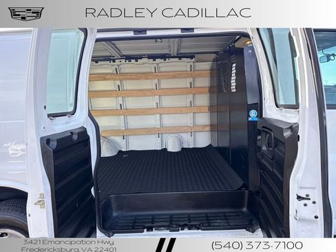 Used 2024 GMC Savana 2500 w/ Driver Convenience Package image 11