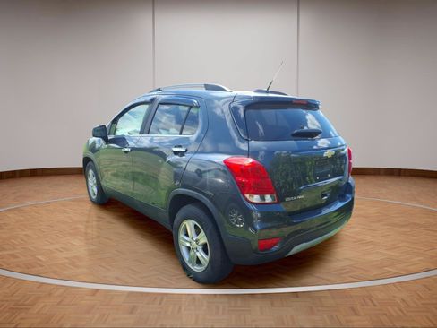 Used 2018 Chevrolet Trax LT w/ LT Convenience Package AWD/4WD image 4