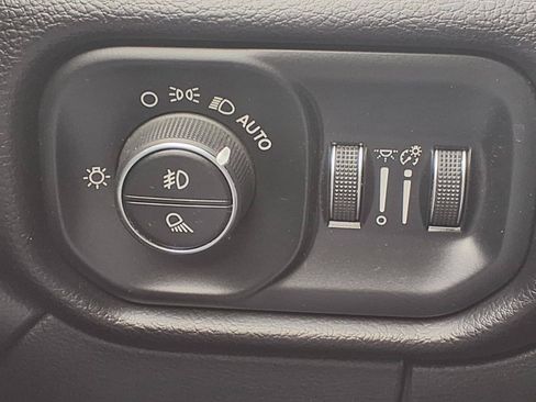 Used 2024 RAM 2500 Laramie w/ Safety Group AWD/4WD image 16