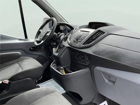 Used 2018 Ford Transit 350 XLT image 17