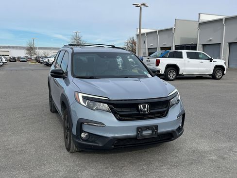 Used 2022 Honda Pilot TrailSport image 3