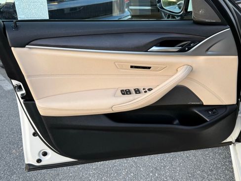 Certified 2023 BMW 540i xDrive w/ M Sport Package image 21