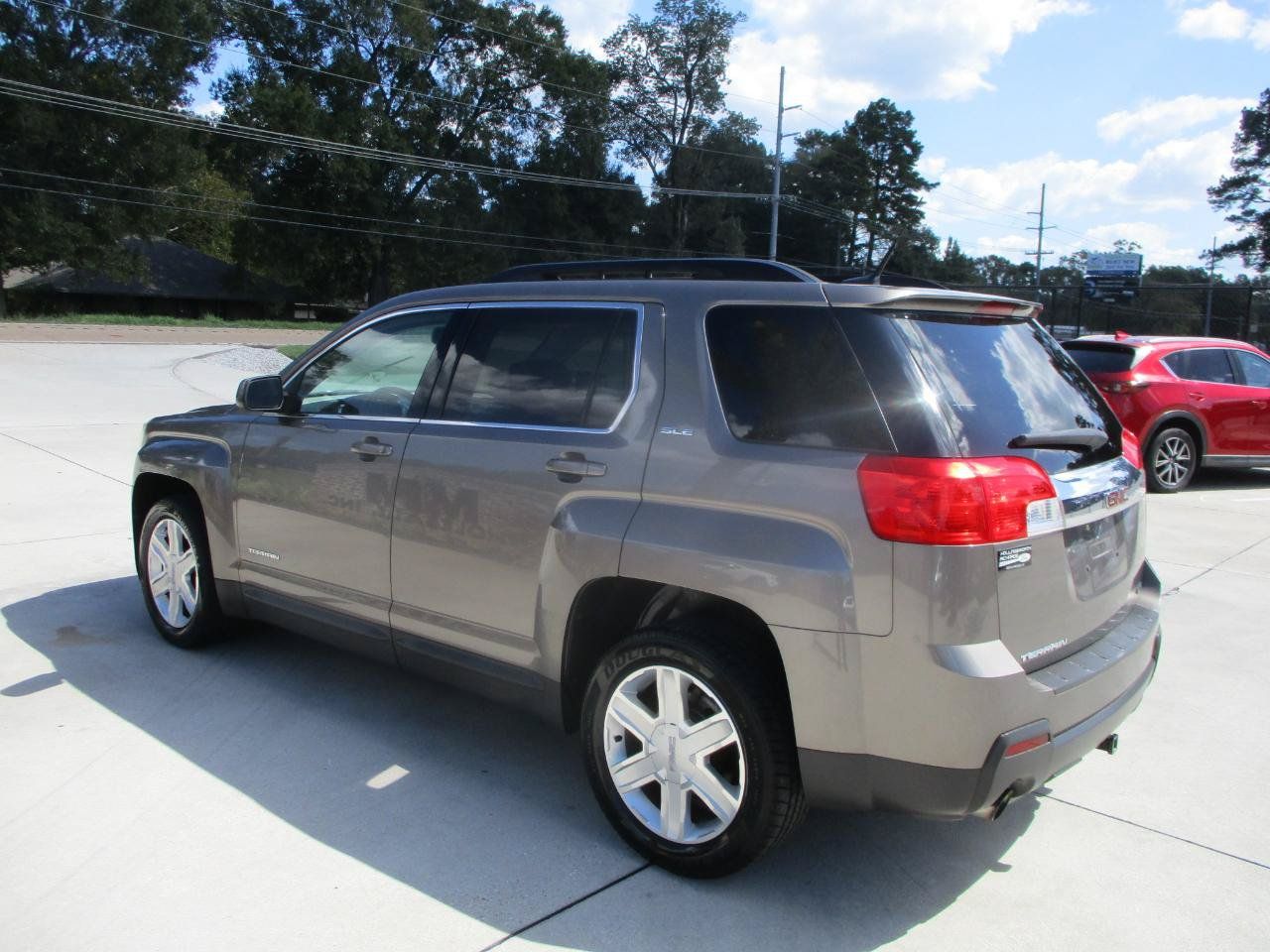 Used 2011 GMC Terrain SLE FWD image 8