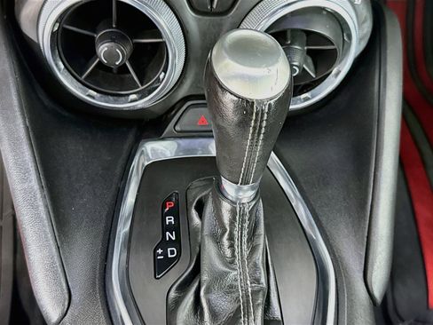 Used 2020 Chevrolet Camaro LT RWD image 18