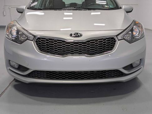 Used 2015 Kia Forte EX FWD image 2