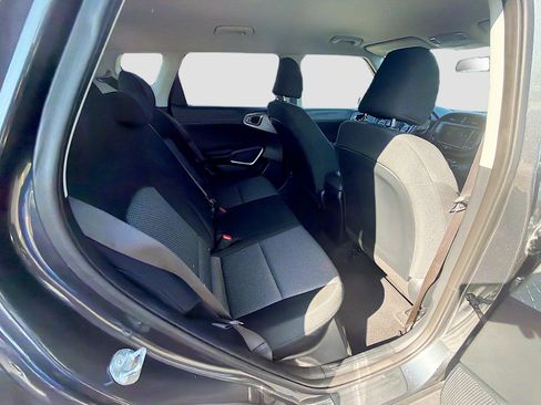 Used 2024 Kia Soul LX w/ Option Group 015 FWD image 27