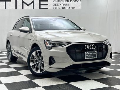 Used 2021 Audi e-tron Premium Plus w/ Premium Plus Package