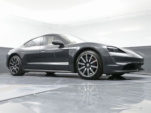 Used 2020 Porsche Taycan 4S image 50