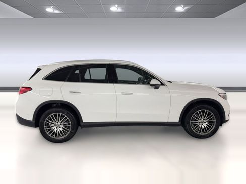 Certified 2026 Mercedes-Benz GLC 300 image 8