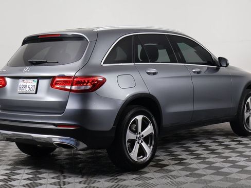 Used 2018 Mercedes-Benz GLC 300 image 4