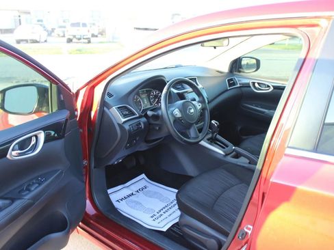 Used 2019 Nissan Sentra SV w/ Special Edition Package image 12