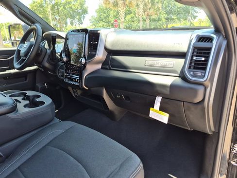 Used 2026 RAM 2500 Big Horn AWD/4WD image 23