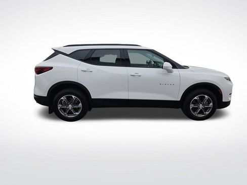Used 2024 Chevrolet Blazer LT w/ Blazer LT Plus Package AWD/4WD image 8