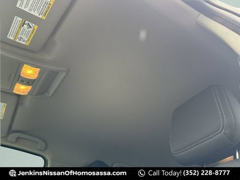 Certified 2023 Nissan Frontier SV w/ SV Convenience Package RWD image 36