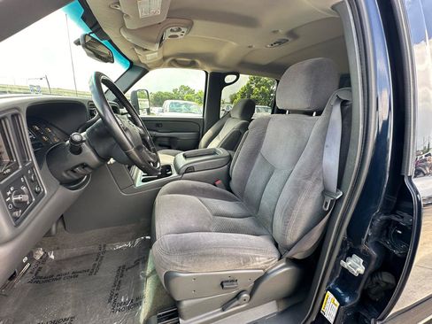 Used 2007 Chevrolet Silverado 2500 LT w/ Heavy-Duty Power Package RWD image 12