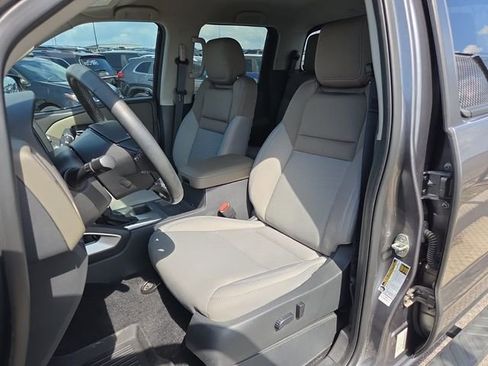 Used 2022 Nissan Frontier SV w/ Technology Package AWD/4WD image 8