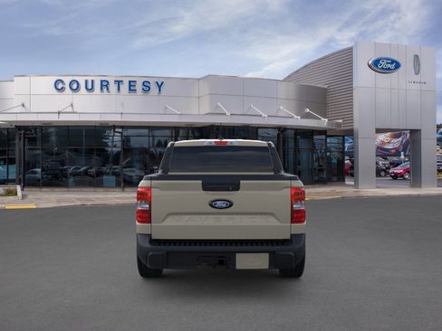 New 2025 Ford Maverick XLT w/ XLT Luxury Package image 5