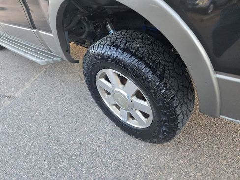 Used 2005 Ford F150 XLT image 6