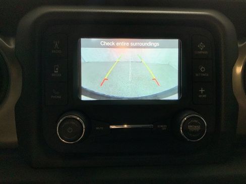 Used 2018 Jeep Wrangler Unlimited Sport AWD/4WD image 27