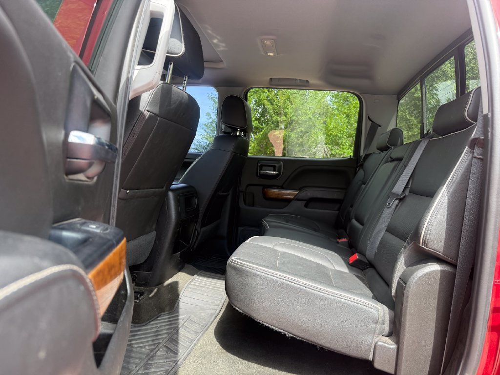 Used 2018 Chevrolet Silverado 2500 High Country w/ Duramax Plus Package AWD/4WD image 20