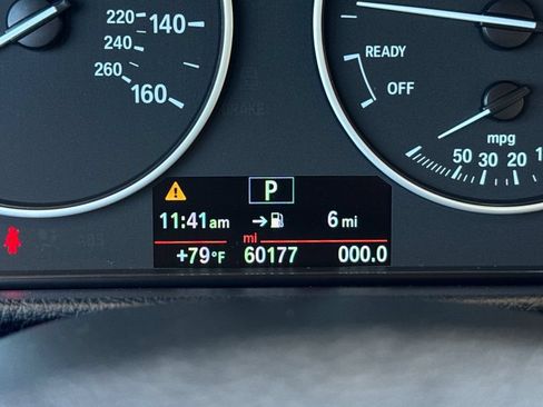 Used 2018 BMW 320i Sedan RWD image 28