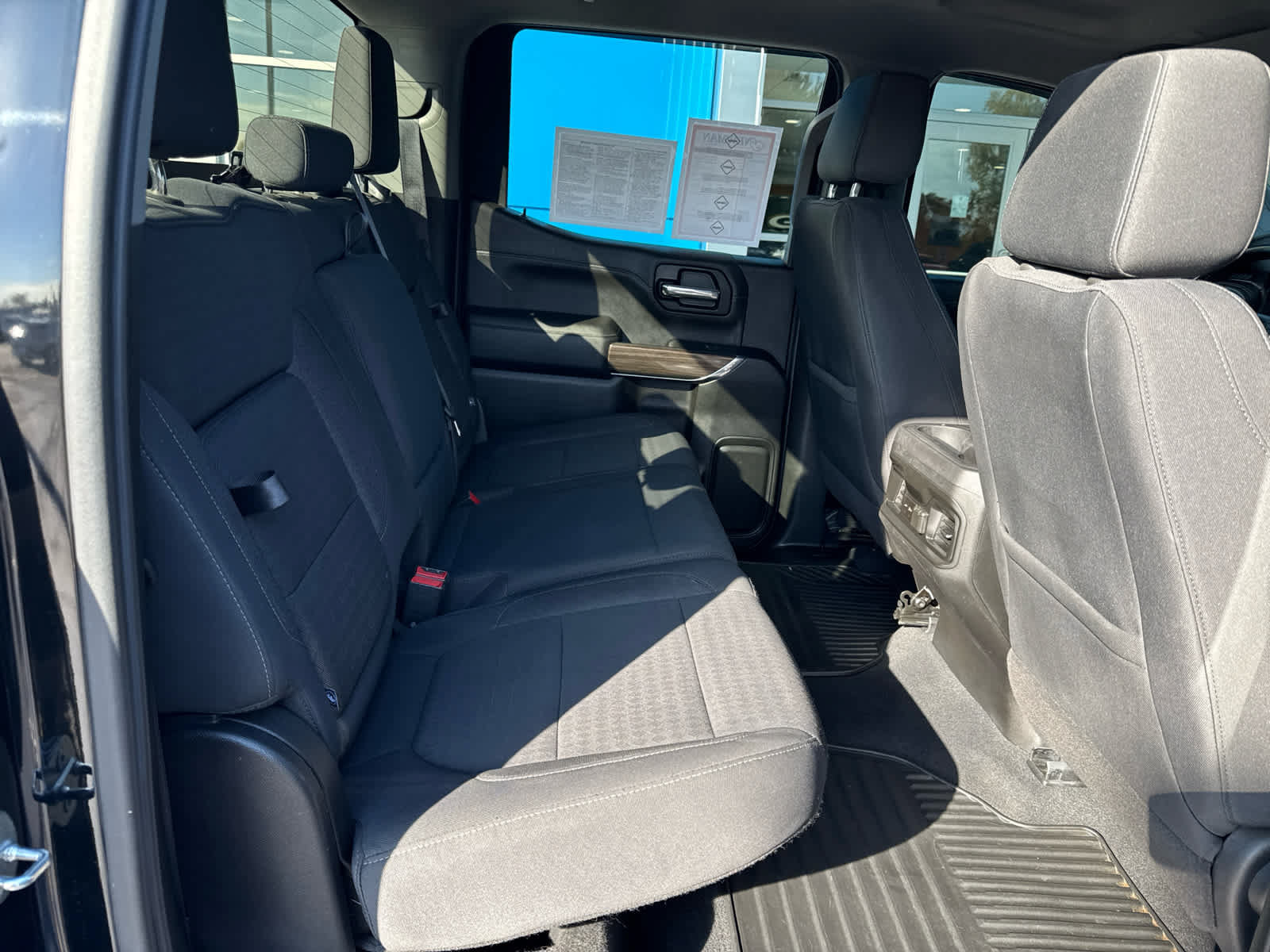 Certified 2021 Chevrolet Silverado 1500 RST w/ Z71 Off-Road Package AWD/4WD image 5