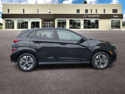 Certified 2023 Hyundai Kona SEL image 2