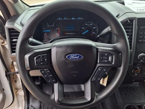 Used 2017 Ford F250 XL w/ Power Equipment Group AWD/4WD image 5