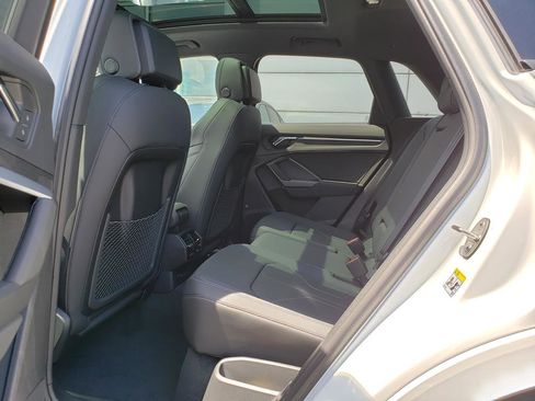 New 2025 Audi Q3 2.0T Premium image 8
