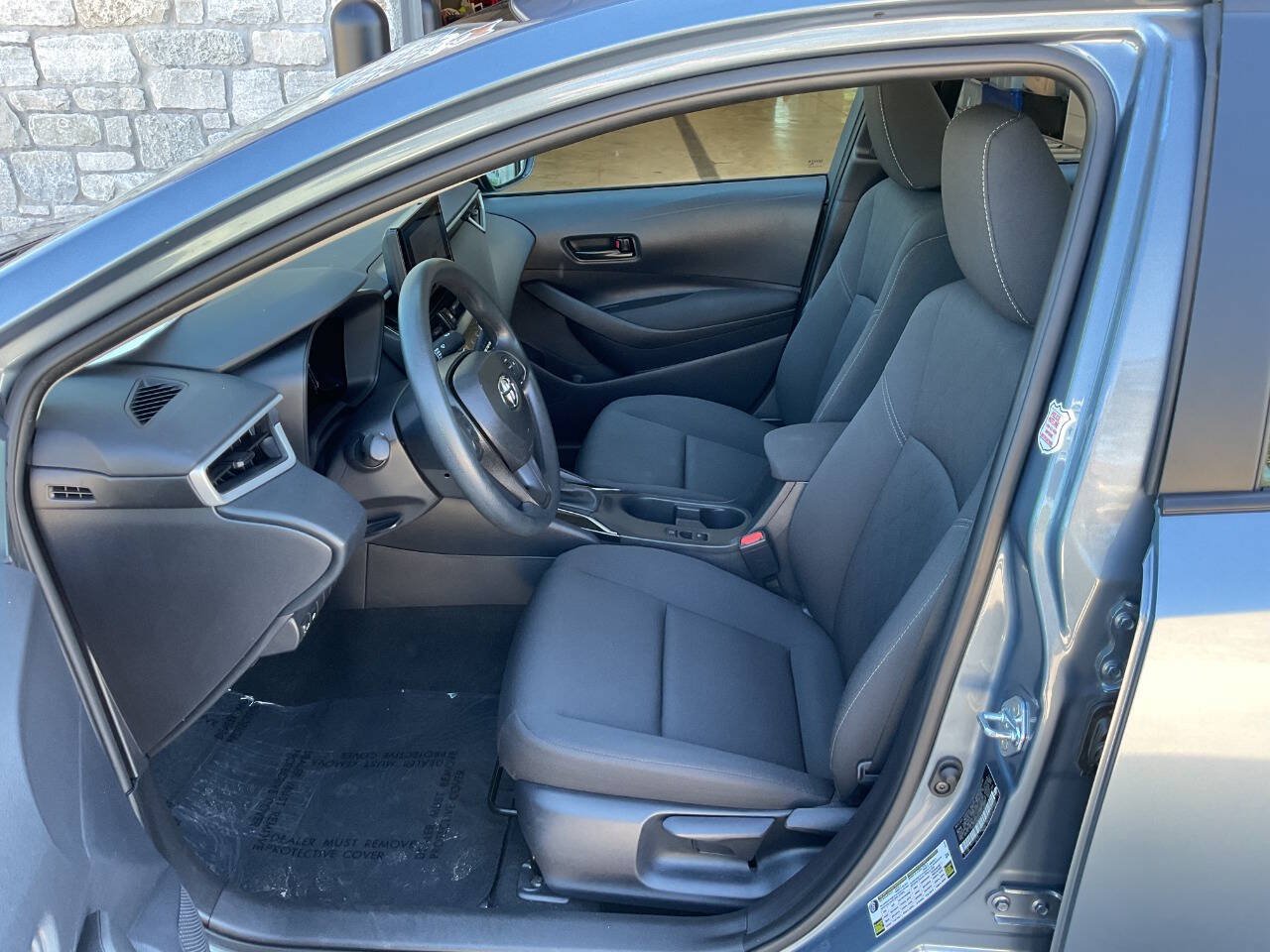 Used 2026 Toyota Corolla LE FWD image 11