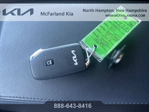 Used 2024 Kia Sportage EX w/ EX Premium Package AWD/4WD image 19