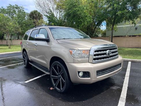 Used 2008 Toyota Sequoia Limited AWD/4WD image 3