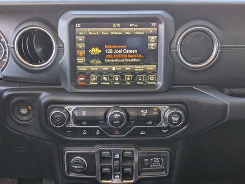 Used 2022 Jeep Gladiator Overland w/ Popular Equipment Package image 16