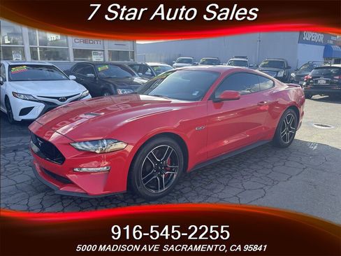 Used 2019 Ford Mustang GT image 3