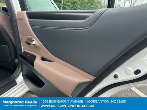 Used 2025 Lexus ES 350 w/ Premium Package image 37