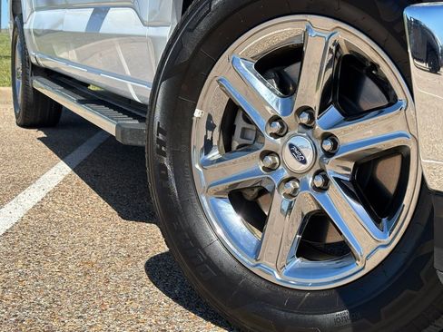 Used 2025 Ford F150 XLT w/ Equipment Group 301A Standard RWD image 2