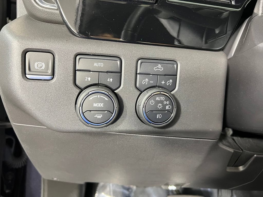 Used 2024 Chevrolet Silverado 1500 RST w/ Max Trailering Package AWD/4WD image 27