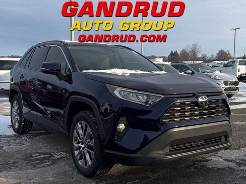 Used 2021 Toyota RAV4 XLE Premium image 1