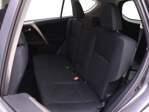 Used 2014 Toyota RAV4 XLE image 9