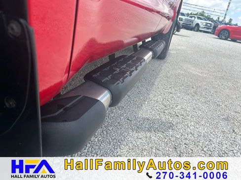 Used 2010 Toyota Tundra Limited AWD/4WD image 11