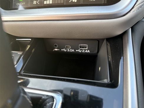 New 2025 Subaru Legacy Premium image 30