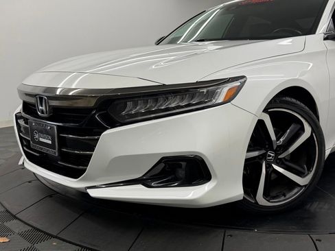 Used 2021 Honda Accord Sport image 4