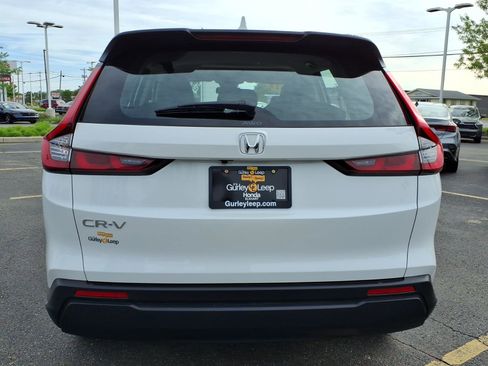 Used 2023 Honda CR-V LX image 10