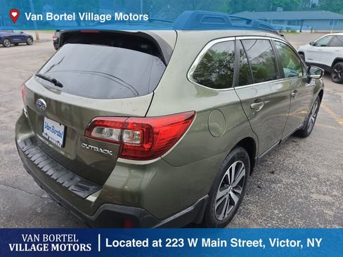 Used 2019 Subaru Outback 2.5i Limited AWD/4WD image 5