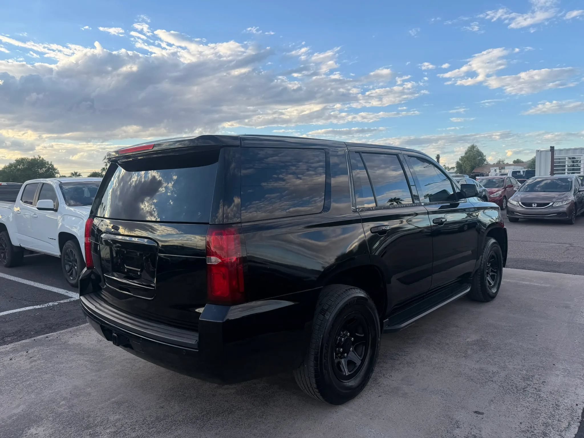 Used 2018 Chevrolet Tahoe 2WD image 12