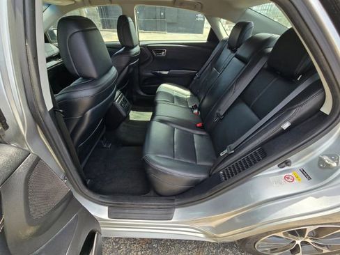 Used 2018 Toyota Avalon XLE Plus FWD image 12