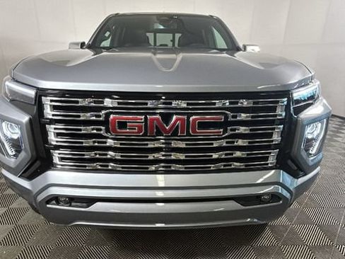 Used 2026 GMC Canyon Denali AWD/4WD image 7
