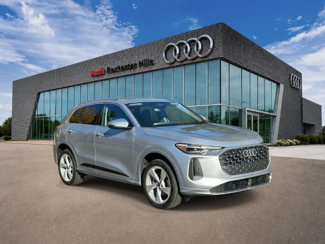 Certified 2025 Audi Q5 Premium AWD/4WD image 7
