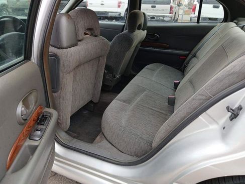 Used 2002 Buick Le Sabre Custom image 10
